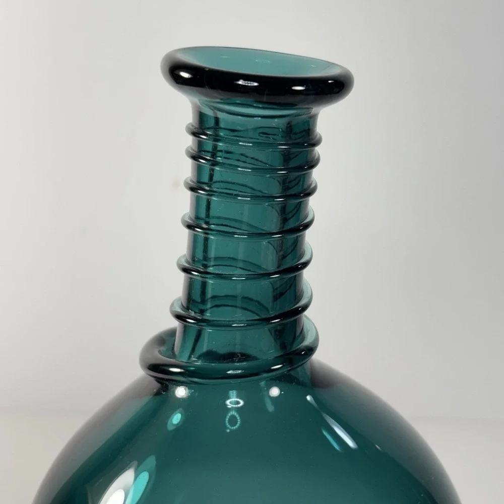 Blue Hand Blown Glass Vase with Coiling Spiral Swirl on the Stem 8.5